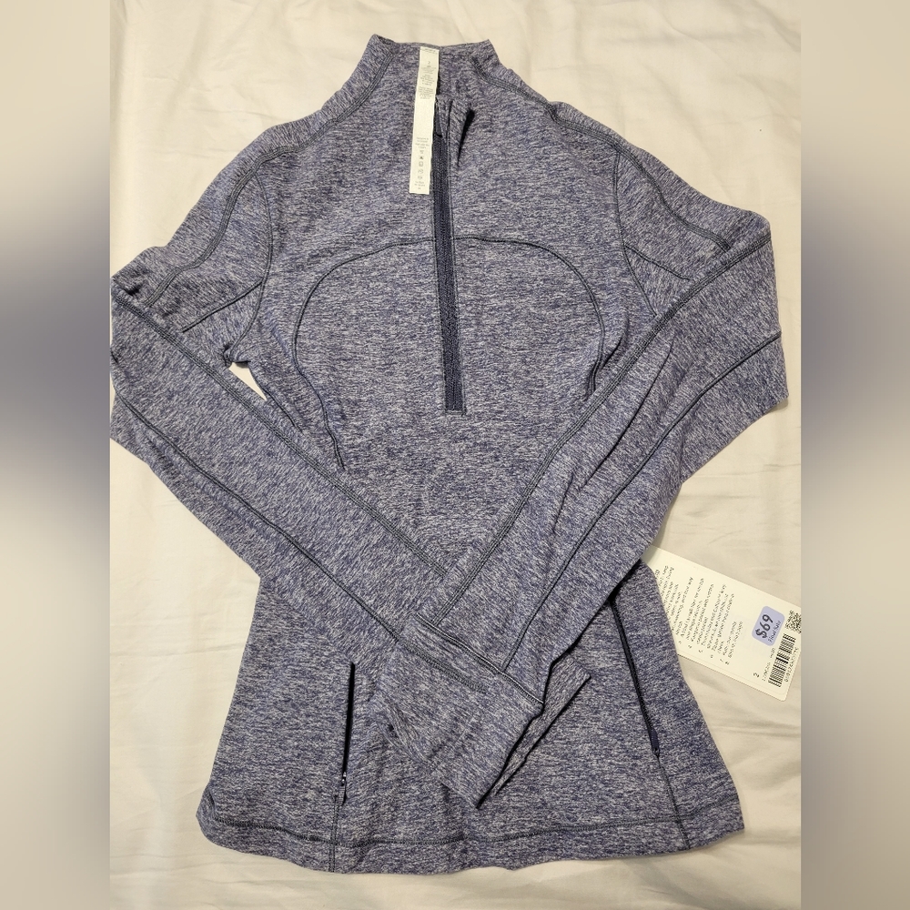 Lululemon half zip navy size 2 new with tags